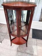 Mooi hoek vitrine kastje, Ophalen, Minder dan 50 cm, Gebruikt, Minder dan 100 cm