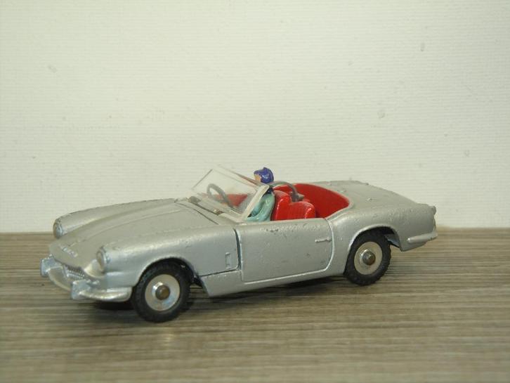 Triumph Spitfire - Dinky Toys 114 England, Hobby en Vrije tijd, Modelauto's | 1:43, Gebruikt, Auto, Dinky Toys, Verzenden
