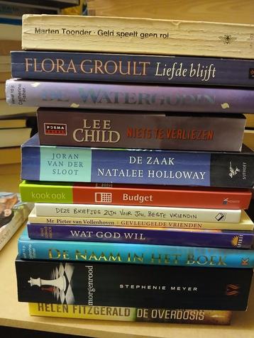 Partij boeken, 57 stuks, in nieuwstaat, van alles wat beschikbaar voor biedingen