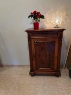 Antieke houten kast, Ophalen