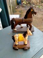 Twee houten paardjes, Ophalen of Verzenden, Gebruikt