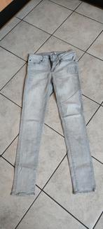 SILVERCREEK mooie betongrijs strecht broek maat 27/30, Ophalen of Verzenden, Zo goed als nieuw, Blauw, W27 (confectie 34) of kleiner
