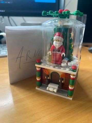 Lego 40223 kerst snowglobe beschikbaar voor biedingen