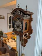 Sallander wandklok / Wuba, Antiek en Kunst, Antiek | Klokken, Ophalen of Verzenden