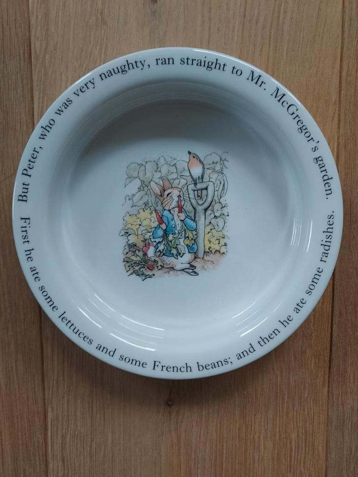 Peter Rabbit Wedgwood Schaaltje, Antiek en Kunst, Antiek | Schalen, Ophalen of Verzenden