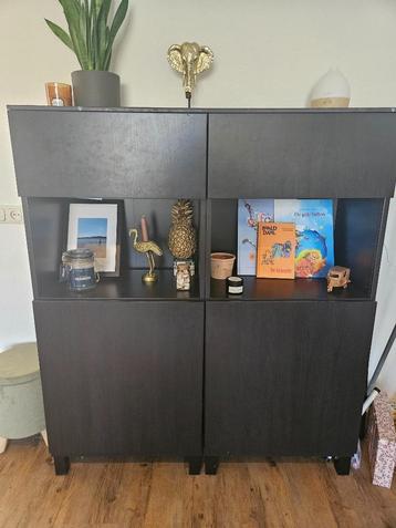 Wandkast zwart BESTA