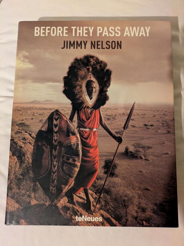 Before They Pass Away - Jimmy Nelson Fotoboek, Boeken, Kunst en Cultuur | Fotografie en Design, Zo goed als nieuw, Fotografie algemeen