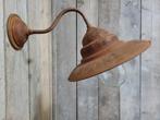 Grote roestige buitenlamp gemaakt van cortenstaal stallamp, Verzenden, Nieuw, Glas