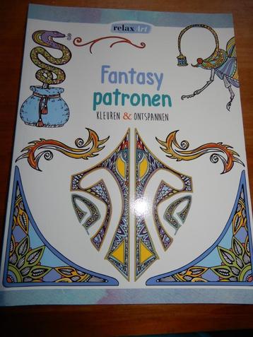 Kleurboek / kleuren voor volwassenen met Fantasy patronen beschikbaar voor biedingen