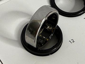 Oura Horizon Smart Ring (3rd Gen) Size 12 Zilver beschikbaar voor biedingen