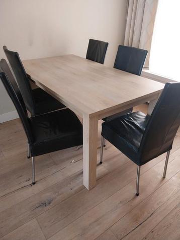ZGAN Eettafel 160x90 beschikbaar voor biedingen