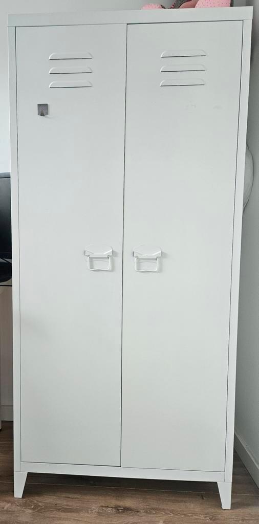 Witte Kwantum Kledingkast Leipzig – metalen lockerkast (165, Huis en Inrichting, Kasten | Lockerkasten, Zo goed als nieuw, Ophalen