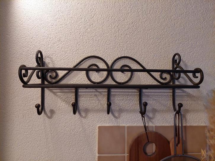 Vintage smeedijzer kapstok keukenrek decoratie rek plank, Huis en Inrichting, Woonaccessoires | Kapstokken, Zo goed als nieuw