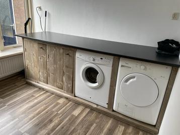 Waskamerkast, wasmachinemeubel beschikbaar voor biedingen
