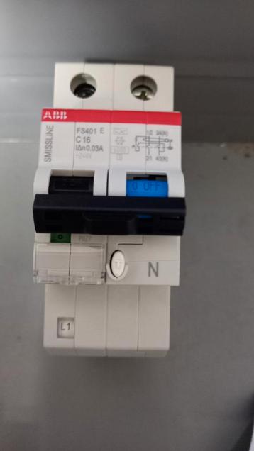 ABB FS401E-C16/0.03 aardlekautomaat  (2CCL562111E0164) beschikbaar voor biedingen