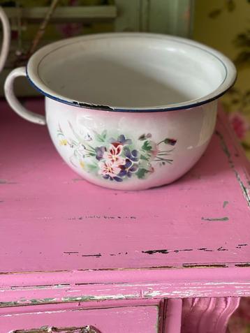 Oude Emaille Japy roze beschikbaar voor biedingen