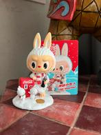 Labubu ‘s popmart coca cola, Ophalen of Verzenden, Zo goed als nieuw