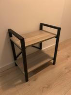 Nette bijzet tafel / nachtkast, Ophalen, Zo goed als nieuw, 25 tot 50 cm, 50 tot 100 cm