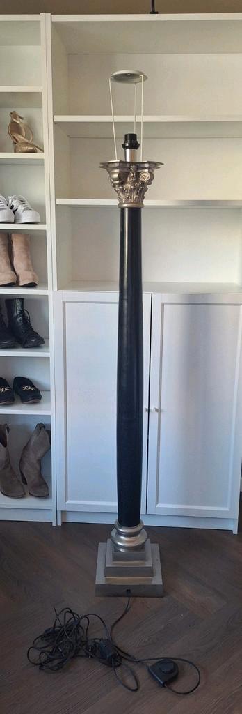 Exclusieve Eichholtz vloerlamp zwart chrome - zonder kap, Antiek en Kunst, Antiek | Lampen, Ophalen