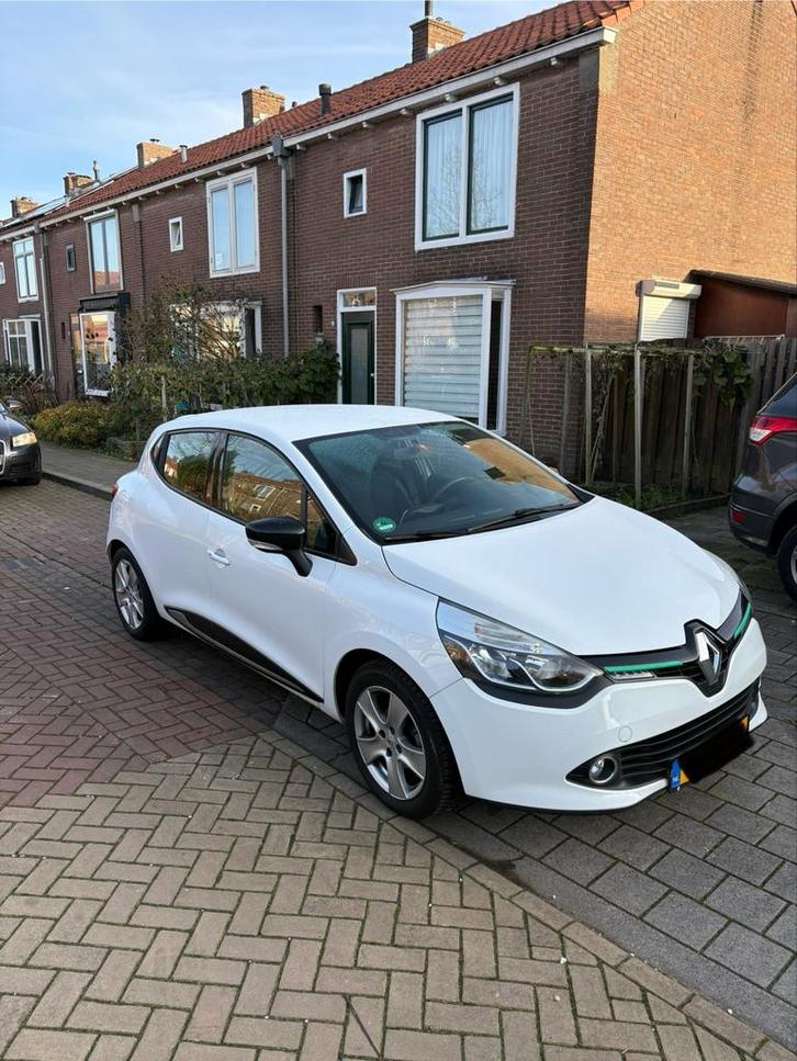 Renault Clio Energy TCe 90pk Eco2 S&S 2016 Wit, Auto's, Renault, Particulier, Clio, Airconditioning, Bluetooth, Centrale vergrendeling