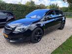 Opel Insignia Sports Tourer 2.0 T Cosmo 4x4 2013 | J-577-KG, Auto's, Opel, Automaat, 4 cilinders, Overige brandstoffen, Zwart