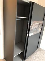 Grote kledingkast (220x180cm) - Zelf demonteren, Overige materialen, 200 cm of meer, 75 cm of meer, Meerdere deuren