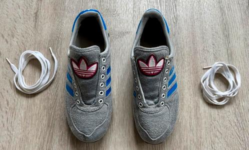 Adidas sneakers grijs., Kleding | Dames, Schoenen, Zo goed als nieuw, Sneakers of Gympen, Grijs, Ophalen