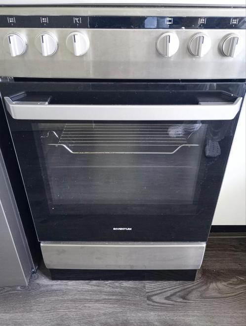 Inventum gasfornuis met elektrische oven en gasslang, Witgoed en Apparatuur, Fornuizen, Zo goed als nieuw, Vrijstaand, Gas, 4 kookzones
