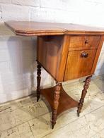 Antieke set nachtkastjes met uitklapbare hangoren, Minder dan 45 cm, Ophalen of Verzenden, Alphen aan den Rijn, 70 cm of meer