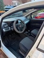 Fiat Punto 1.3 Multijet 62KW 5DR 2011 Wit, Auto's, Fiat, Voorwielaandrijving, Start-stop-systeem, Zwart, 4 cilinders