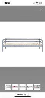 Bed ties Leen bakker 90x200 hout grijs, Kinderen en Baby's, Kinderkamer | Bedden, Ophalen, 85 tot 100 cm, Zo goed als nieuw, Matras