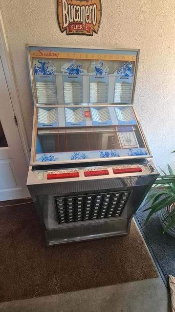 Prachtige Seeburg Q160 Jukebox beschikbaar voor biedingen