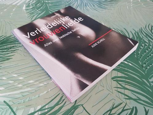 VERLEIDELIJKE VROUWENLIEFDE  - Jude Schell  (lesbische liefd, Boeken, Psychologie, Zo goed als nieuw, Ophalen of Verzenden