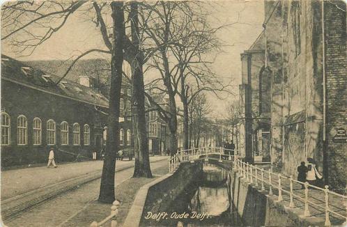 (381-106-005) Delft Oude Delft, Verzamelen, Ansichtkaarten | Nederland, Zuid-Holland, Verzenden