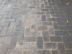 20 m2 betonklinkers gratis afhalen, Tuin en Terras, Tegels en Klinkers, Ophalen, Klinkers, Zo goed als nieuw, 10 m² of meer