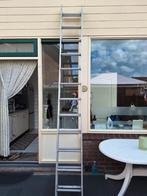 Uitschuifbare aluminium trap . 8 tot 16 treden, Doe-het-zelf en Verbouw, Ladders en Trappen, Ophalen of Verzenden