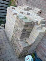 Partij gekleurde klinkers met Trottoirbanden, Ophalen, Klinkers, Zo goed als nieuw, 10 m² of meer