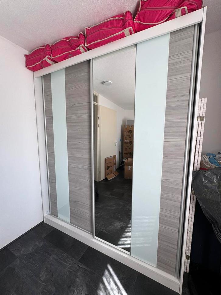 Spiegelkast, Huis en Inrichting, Kasten | Kledingkasten, Gebruikt, 200 cm of meer, 150 tot 200 cm, 50 tot 75 cm, Met deur(en)