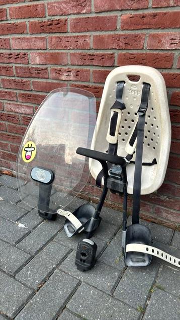 Yepp voorzitje wit inclusief windscherm  beschikbaar voor biedingen