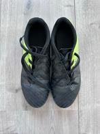 Kipsta Voetbalschoenen Zwart Maat 35, Ophalen of Verzenden, Gebruikt, Schoenen