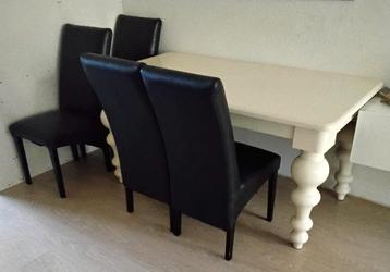 Eettafel compleet 90x160 cm en Salontfels 80x130 cm beschikbaar voor biedingen