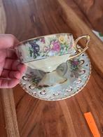 Vintage kopjes en schotels –unieke verzameling van oma 23/58, Ophalen