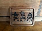 Gnomes Houten plankje, Ophalen of Verzenden, Nieuw, Rechthoekig, Hout