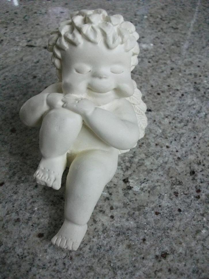 Witte engel zittend met ogen gesloten, Diversen, Kerst, Gebruikt, Ophalen of Verzenden