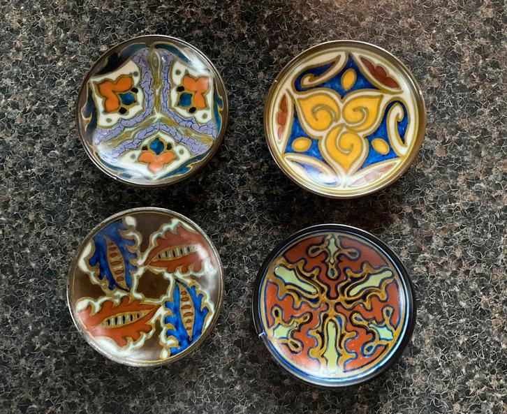 Gouds plateel bordjes, Antiek en Kunst, Antiek | Keramiek en Aardewerk, Ophalen of Verzenden