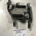 Mazda 323F 5drs 1.6 B 2002 Wagennr 2400169Mistlamp Linksvoor, Gebruikt, -, -, Ophalen of Verzenden