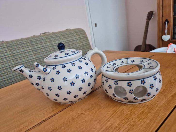 Bunzlau servies in goede staat, Huis en Inrichting, Keuken | Servies, Zo goed als nieuw, Overige typen, Overige stijlen, Keramiek