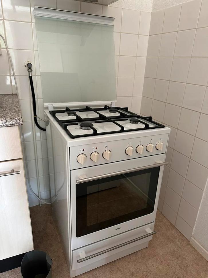ATAG gasfornuis met oven, Witgoed en Apparatuur, Fornuizen, Zo goed als nieuw, Vrijstaand, Gas, 4 kookzones, Minder dan 85 cm