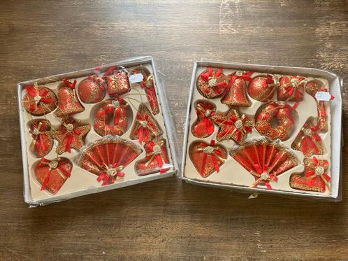 12 goud geborduurde beeldjes voor in de kerstboom, Diversen, Kerst, Zo goed als nieuw, Ophalen