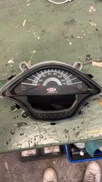 Vespa sprint primavera S.I.P. Digitale teller dashboard, Ophalen of Verzenden, Benzine